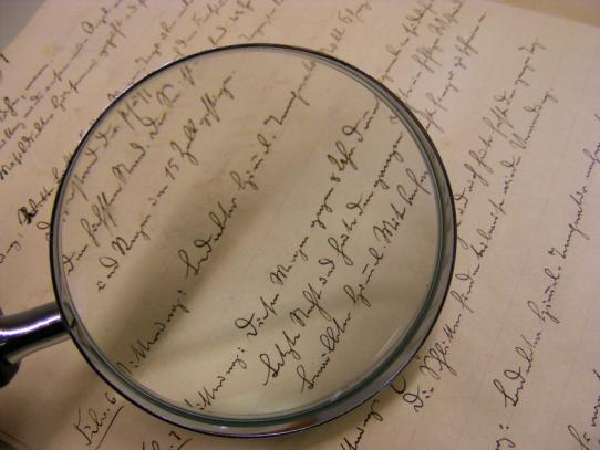 Symbolbild einer alten Chronik